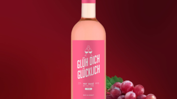 Eine Flasche Glüh-Dich-Glücklich-Rosé
