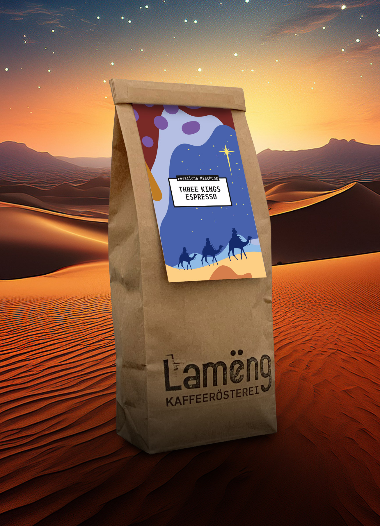 Etikett für den Three-Kings-Kaffee der Kaffeerösterei Lameng aus Düsseldorf Unterrath – inszeniert als Mockup vor Wüstenlandschaft, gestaltet von Studio Robin Frank